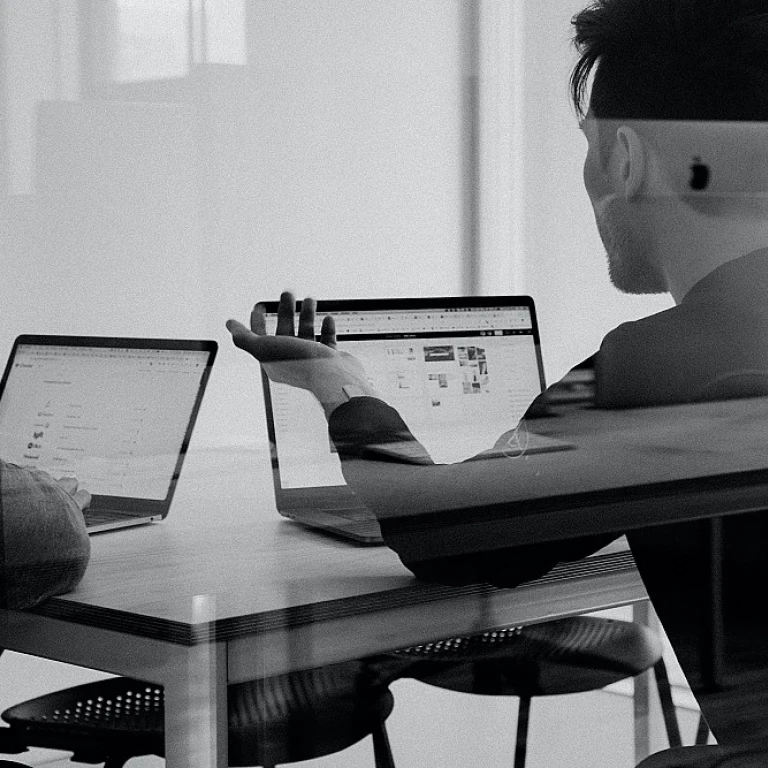 Essential LinkedIn Strategies for a Successful Career Transition